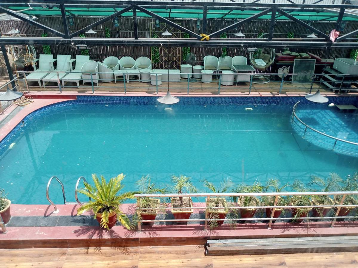 Hotel 5 Flowers Ananta Elite Kota  Dış mekan fotoğraf