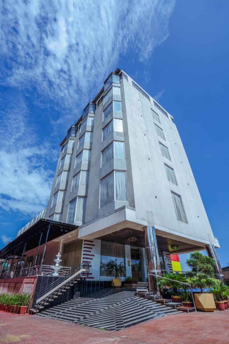 Hotel 5 Flowers Ananta Elite Kota  Dış mekan fotoğraf