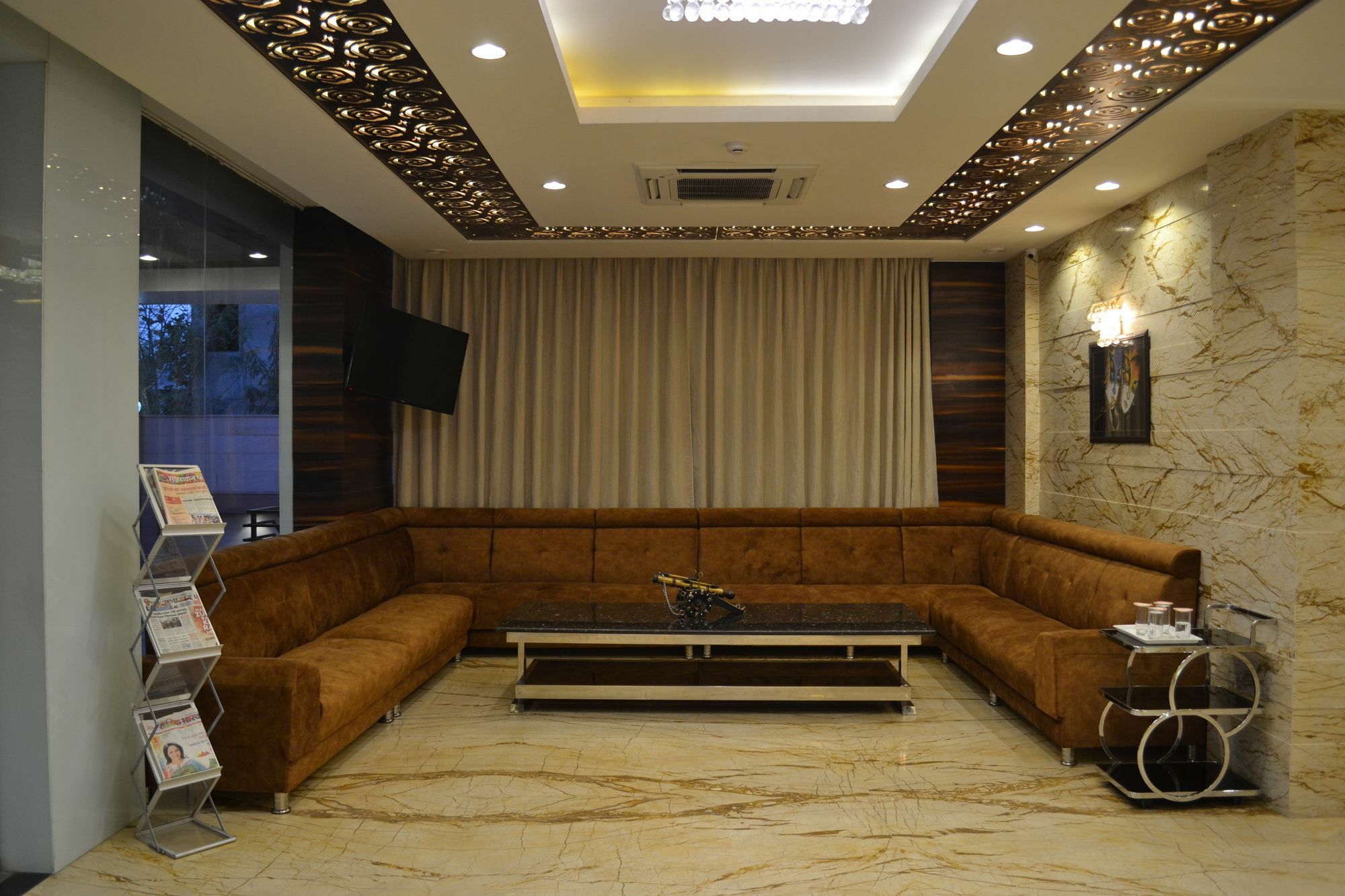 Hotel 5 Flowers Ananta Elite Kota  Dış mekan fotoğraf